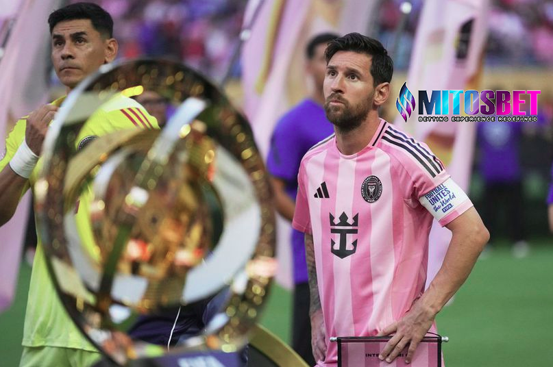 Kapten Inter Miami, Lionel Messi saat tampil di Piala Dunia Antarklub 2025. (c) AP Photo/Rebecca Blackwell